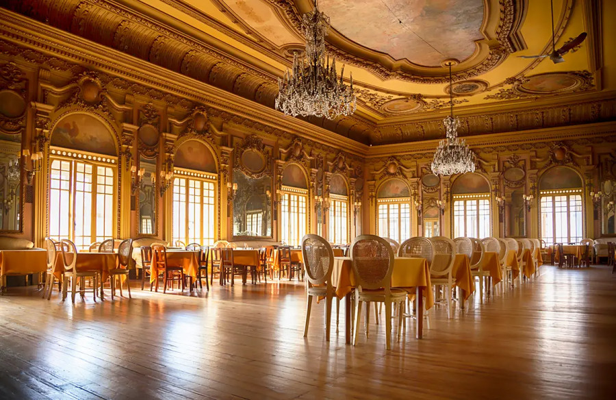 Dining Like a King: The Best Palace Restaurants in Lisbon