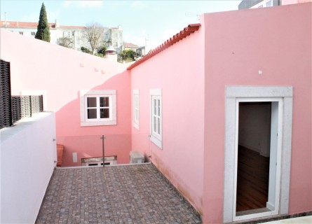 Castelo, Property for sale in Lisbon, Lisbon, PW375