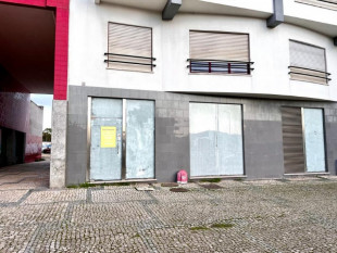Shop with 190m² in the centre of Caldas da Rainha, Property for sale in BL1038