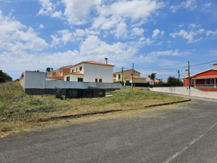 Land for construction of a villa 10 minutes from Baleal beach, Property for sale in Óbidos, Leiria, BL1124