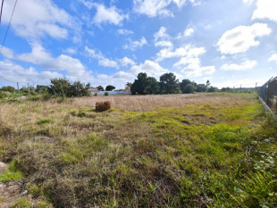 Land with the possibility of construction of 3,920 sqm, Property for sale in BL1142