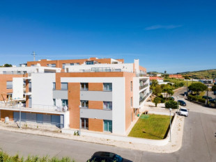 3 bedroom apartment near the beaches - Lourinhã, Property for sale in BL1110