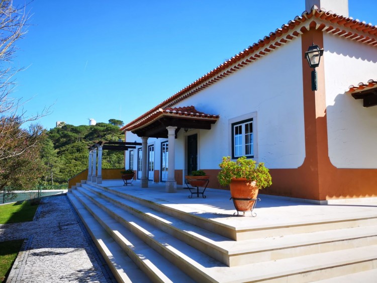 3 Bed Townhouse For Sale In Obidos Portugal