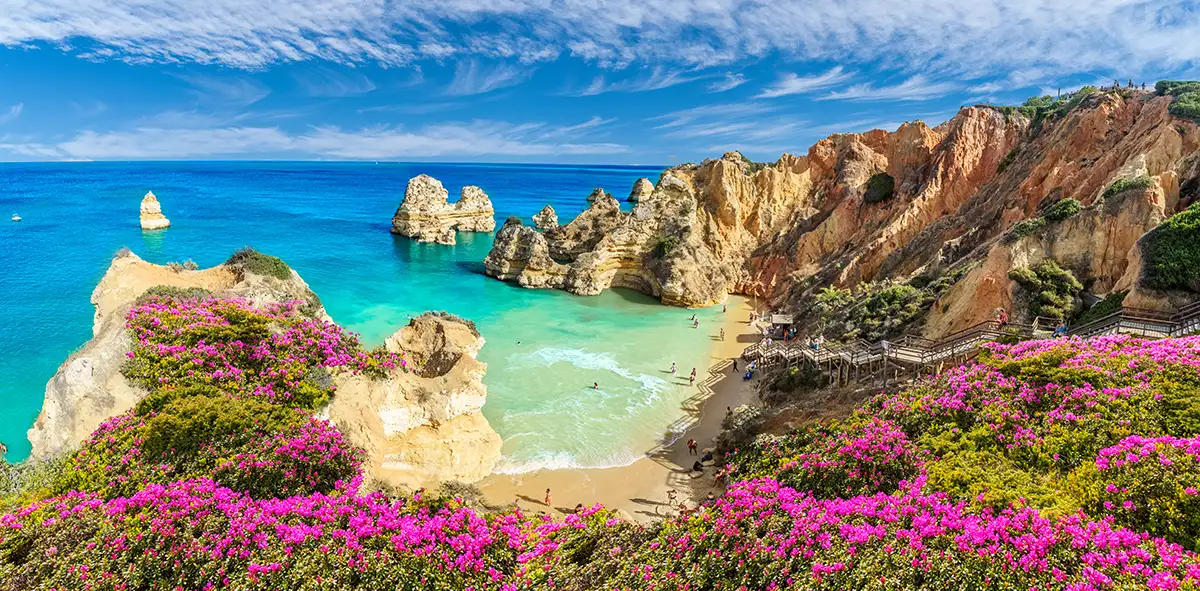 Praia do Camelo is in Lagos, one of the Algarve's best beach towns.